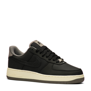 Кроссовки Nike Air Force 1 07 LV 8 FZ5225-001
